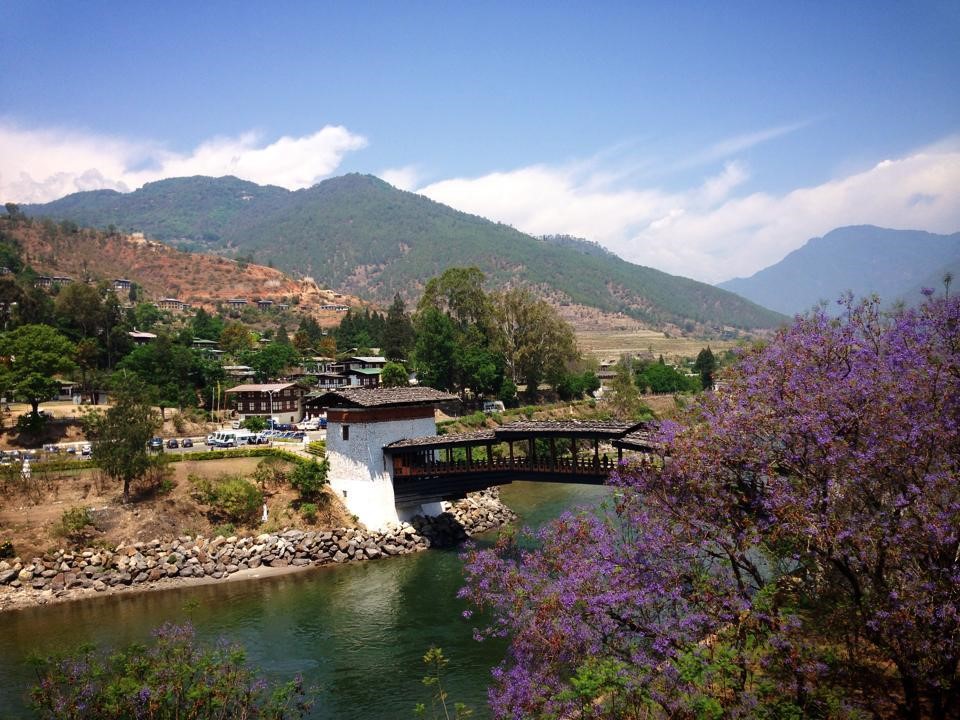 C:\Users\TRINHNGOC\Downloads\2014-04 Punakha Dzong, Bhutan.jpg