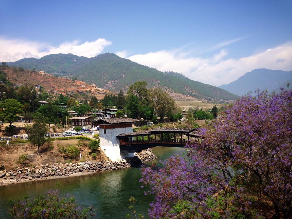 C:\Users\TRINHNGOC\Downloads\2014-04 Punakha Dzong, Bhutan.jpg